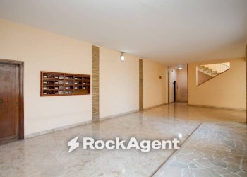 Interno palazzo - Bilocale via Oderisi da Gubbio, 62, Roma - foto 30