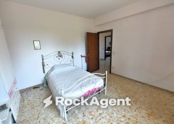 Camera da letto - Villa strada del Pantanello, 644, Latina - foto 16