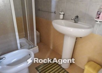 Bagno - Casa indipendente vico Aspromonte, 10, Gioiosa Ionica - foto 9