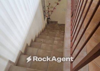 Scala - Casa indipendente vico Aspromonte, 10, Gioiosa Ionica - foto 12