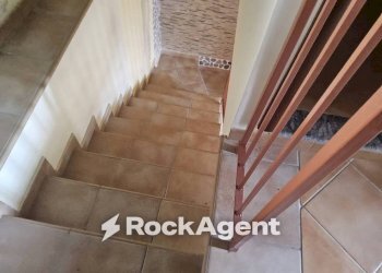 Scala - Casa indipendente vico Aspromonte, 10, Gioiosa Ionica - foto 13