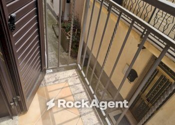 Balcone - Casa indipendente vico Aspromonte, 10, Gioiosa Ionica - foto 15