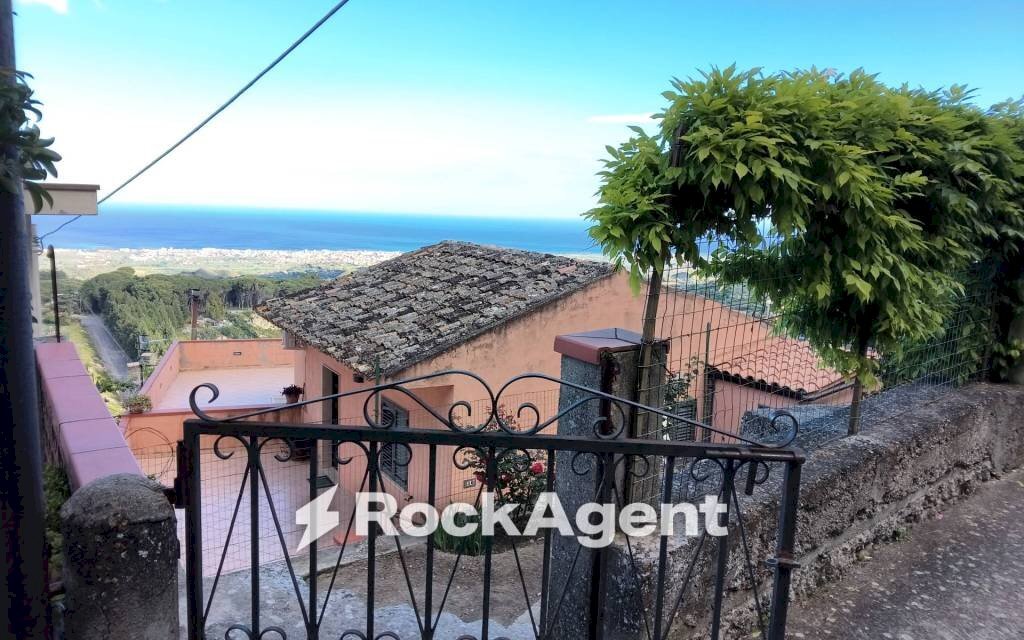 Vista - Casa indipendente via Santa Lucia, Gerace - foto 2