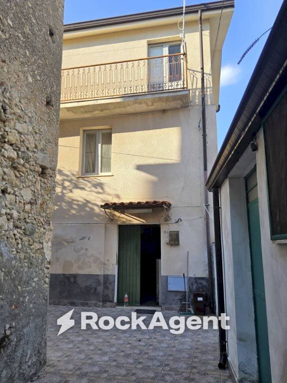 Facciata - Casa indipendente vico Nardi, Gioiosa Ionica - foto 3