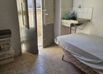 Camera da letto - Casa indipendente vico Nardi, Gioiosa Ionica - foto 8