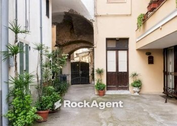 Cortile interno - Bilocale corso Vittorio Emanuele II, 40, Sarno - foto 29