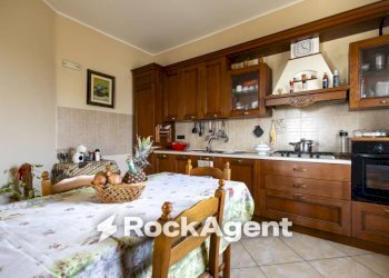 Cucina - Villa via Roberto Niederer, Soveria Simeri - photo 10