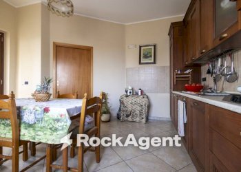 Cucina - Villa via Roberto Niederer, Soveria Simeri - photo 11
