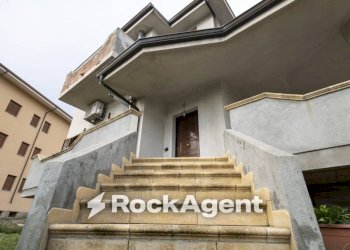 Facciata - Villa via Roberto Niederer, Soveria Simeri - photo 27