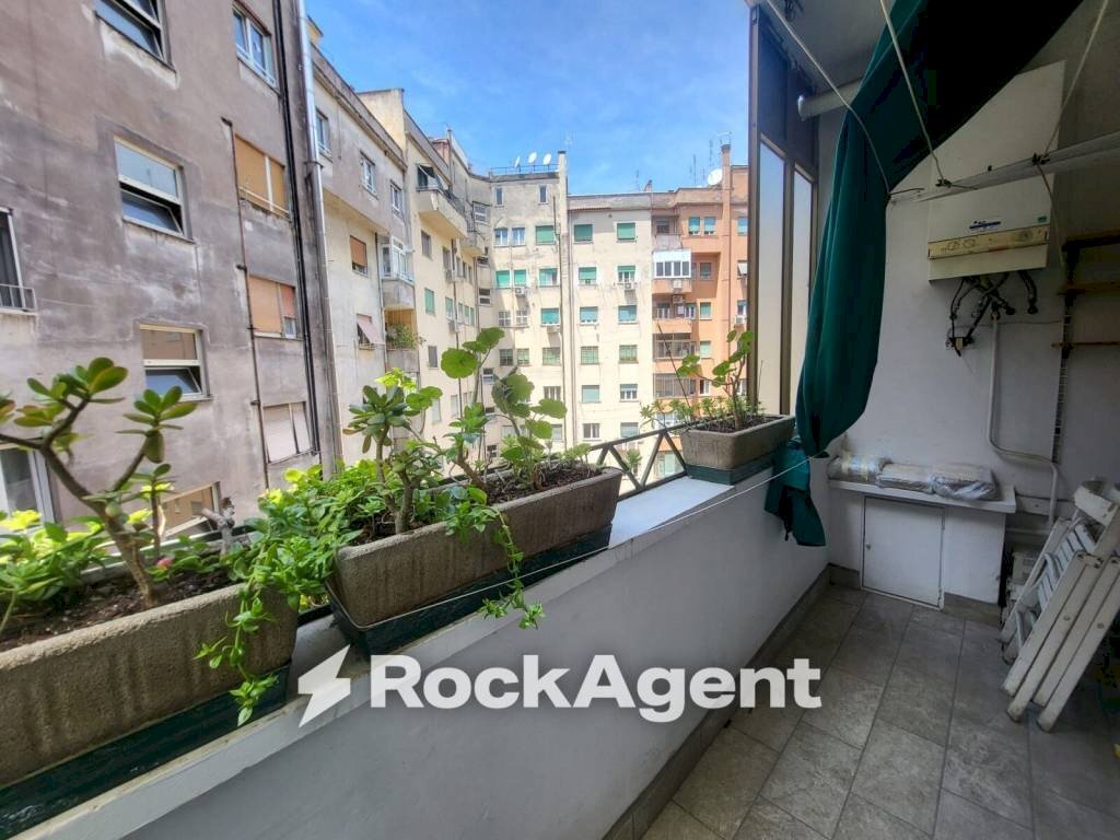 Veranda - Monolocale via dei Galla e Sidama, 11, Roma - foto 3
