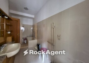 Bagno - Monolocale via dei Galla e Sidama, 11, Roma - foto 13
