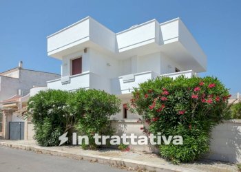 Facciata - Villa via Venere, 37, Carovigno - photo 1