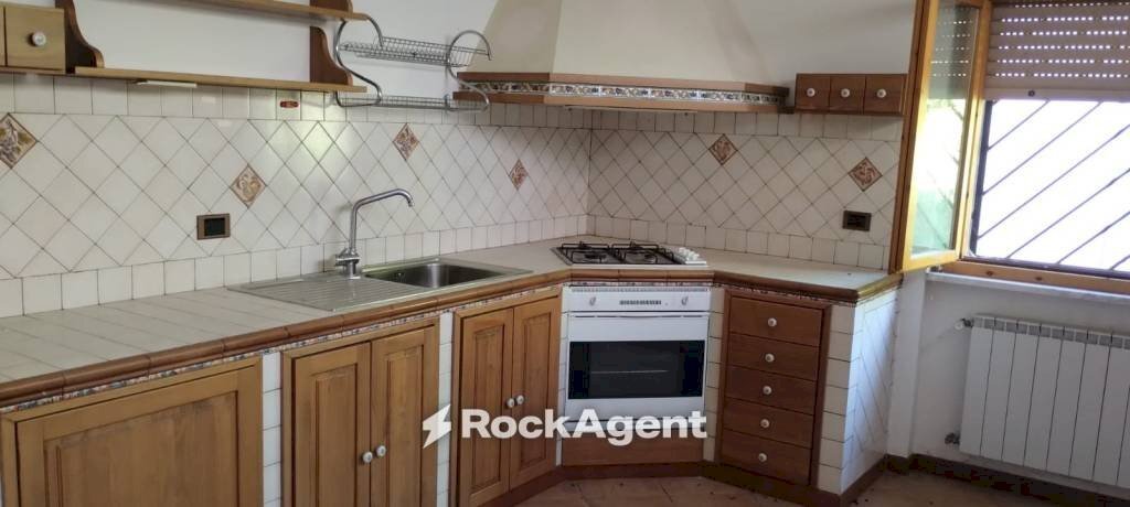 Cucina - Two-room apartment via della Pineta, 22, Fiuggi - photo 3