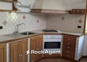 Cucina - Bilocale via della Pineta, 22, Fiuggi - foto 3
