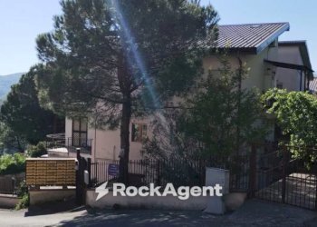 Facciata - Bilocale via della Pineta, 22, Fiuggi - foto 27