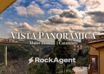 Vista - Appartamento via Gianvincenzo Gravina, 23, Catanzaro - foto 1