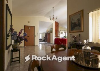 Salone - Appartamento via Gianvincenzo Gravina, 23, Catanzaro - foto 6