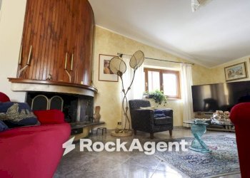 Salone - Appartamento via Gianvincenzo Gravina, 23, Catanzaro - foto 10