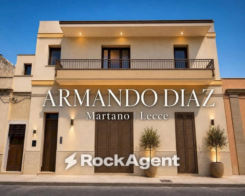 Facciata - Four-room apartment via Armando Diaz, 42, Martano - photo 1