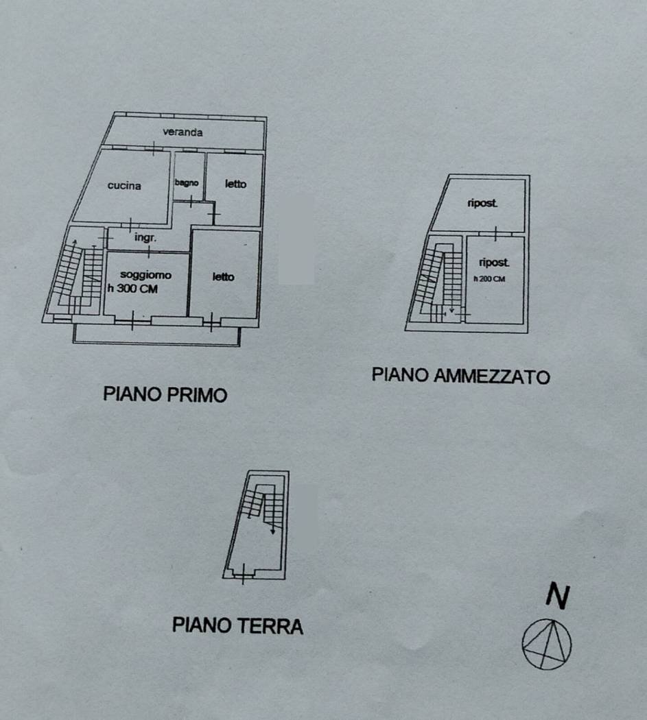 Four-room apartment via Armando Diaz, 42, Martano - floor plans 1