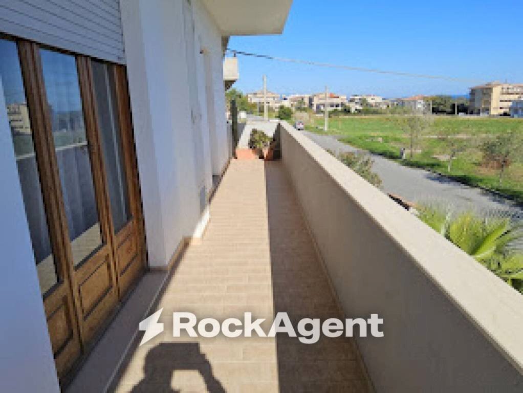 Balcone - Appartamento viale Europa, 161, Guardavalle - foto 2
