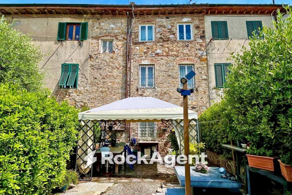 Facciata - Casa indipendente Lucca - foto 1