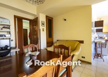 Veranda - Quadrilocale viale Barlaam da Seminara, 36, Catanzaro - foto 9