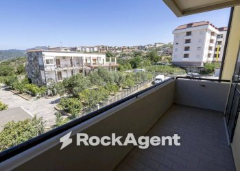 Balcone - Quadrilocale viale Barlaam da Seminara, 36, Catanzaro - foto 22