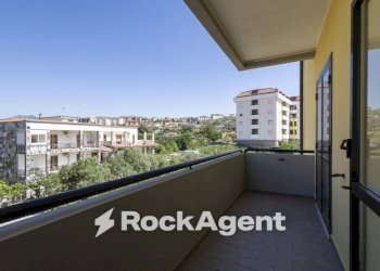 Balcone - Quadrilocale viale Barlaam da Seminara, 36, Catanzaro - foto 23