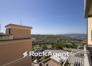 Vista - Quadrilocale viale Barlaam da Seminara, 36, Catanzaro - foto 24