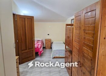 Camera da letto - Attico via Pitagora, Caulonia - foto 9