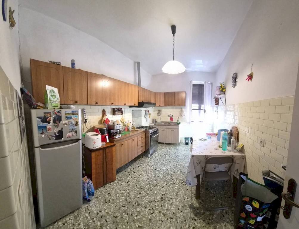 Cucina - Two-room apartment via Aldo Salvetti, Massa - photo 1
