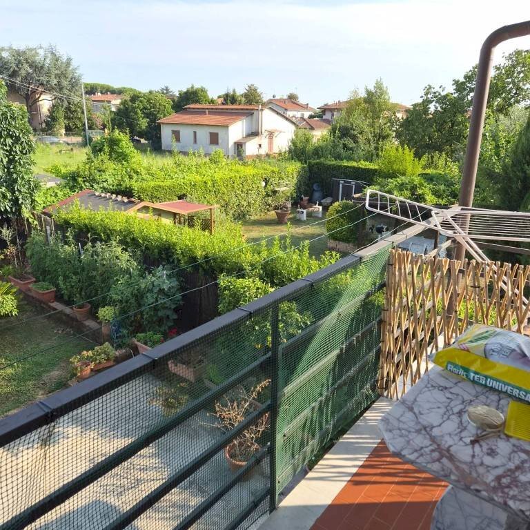 Terrazzo - Two-room apartment via Aldo Salvetti, Massa - photo 3