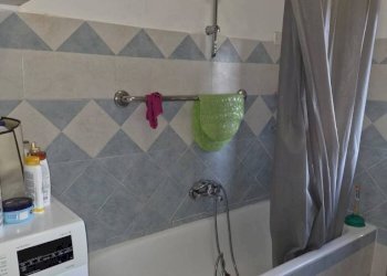 Bagno - Two-room apartment via Aldo Salvetti, Massa - photo 13