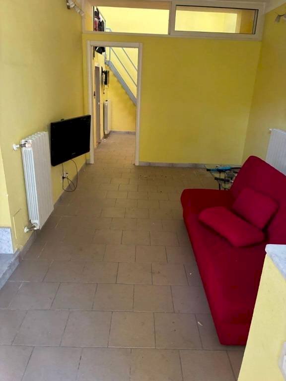 Salone - Three-room apartment viale 20 Settembre, hamlet Avenza, Carrara - photo 2