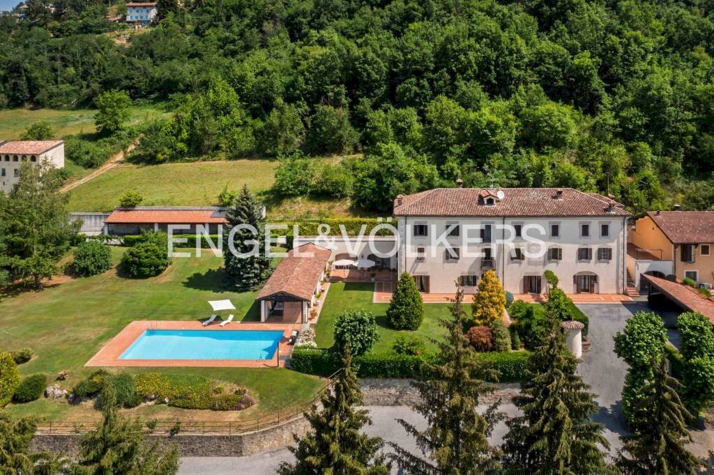 Piscina - Villa Località Nurisio, Priero - foto 1