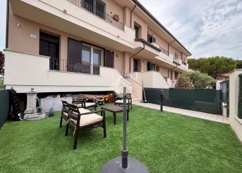 Three-room apartment Via Tana, Santarcangelo di Romagna - photo 10