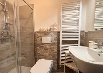 Three-room apartment Via Tana, Santarcangelo di Romagna - photo 12