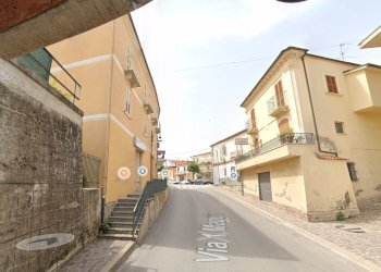 03 - Commercial Premises Via 1 Maggio 107, Scafa - photo 3