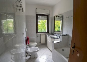 bagno - Appartamento Via 1 Maggio 152, Scafa - foto 14