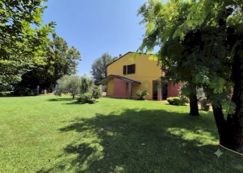 Gemini_Generated_Image_swe8c6swe8c6swe8 - Villa a Schiera Via Don Lorenzo Milani, Sesto ed Uniti - foto 19