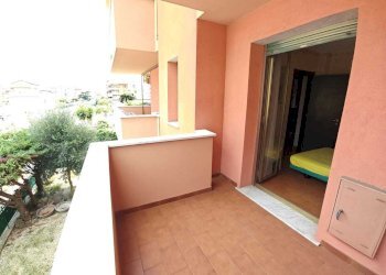 balcone camera - Trilocale Andora - foto 8
