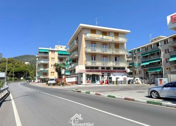 PALAZZINA - Bilocale Viale Riviera 22, Pietra Ligure - foto 2