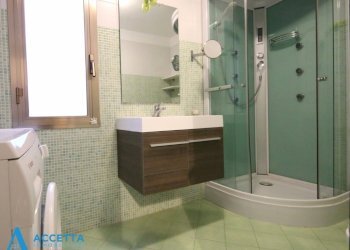bagno - Bilocale Via Regina Elena 73, Taranto - foto 9