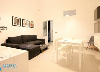 Soggiorno - Bilocale Via Regina Elena 73, Taranto - foto 11