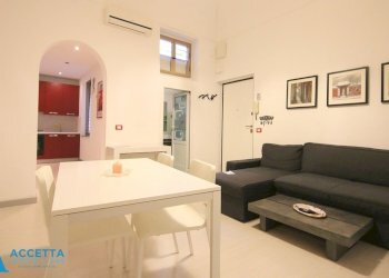 Soggiorno - Bilocale Via Regina Elena 73, Taranto - foto 12