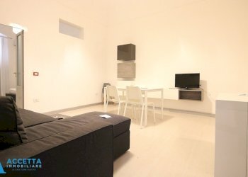 Soggiorno - Bilocale Via Regina Elena 73, Taranto - foto 15