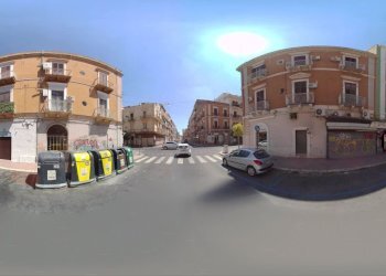 Facciata - Bilocale Via Regina Elena 73, Taranto - foto 21