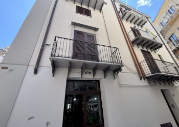 IMG_4181.jpeg - Four-room apartment Via Coltellieri, Palermo - photo 1
