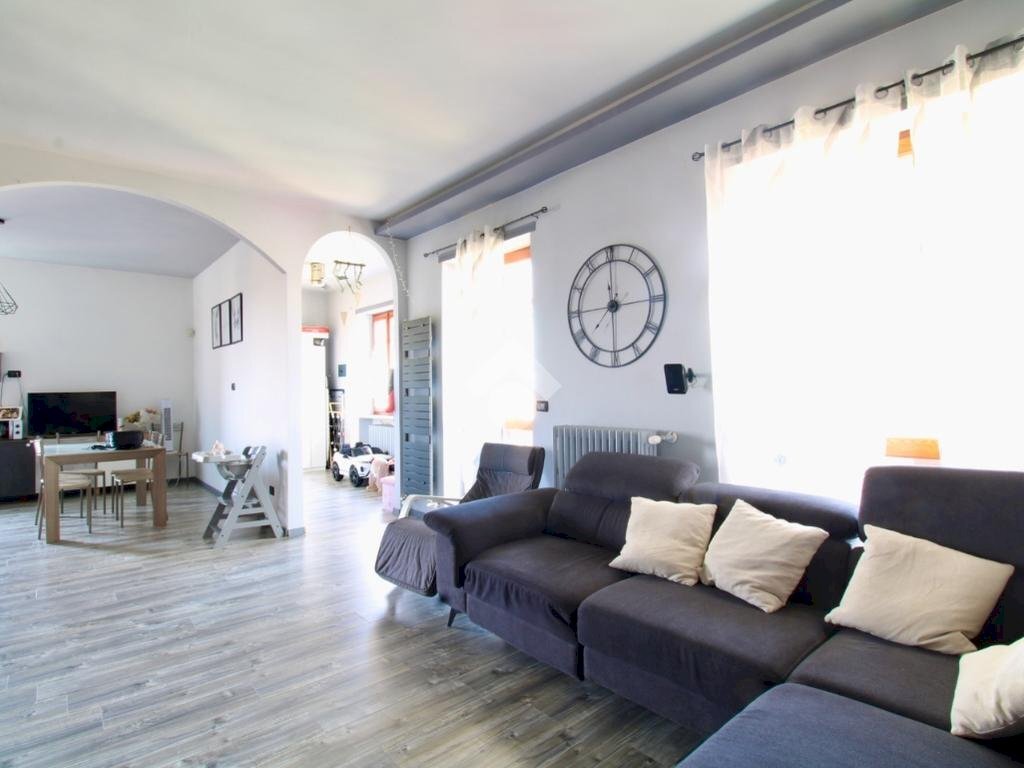 Four-room apartment Via circonvallazione, Santena - photo 2